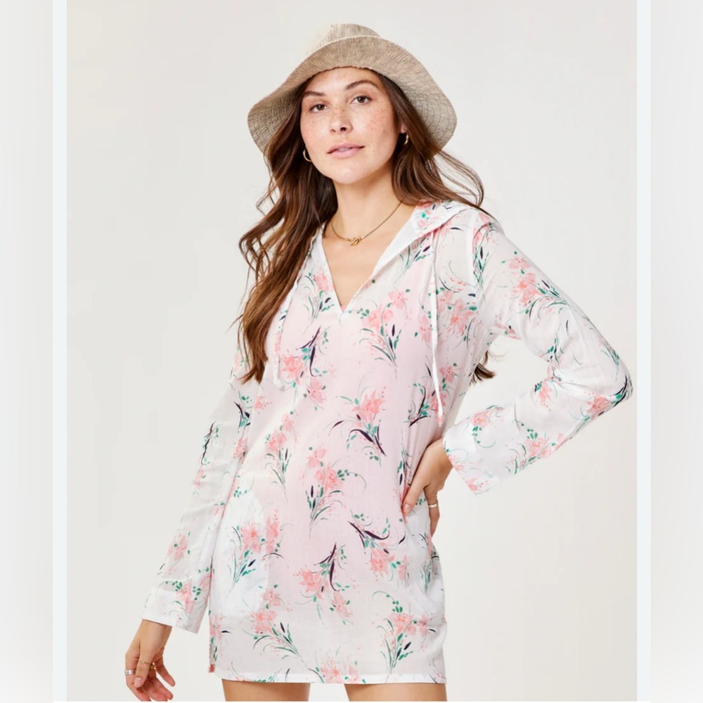 Carve Designs GIA Hooded Cover-Up in Cloud Bouquet | Size XS